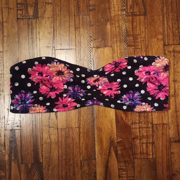 PINK Victoria's Secret Other - PINK Victoria's Secret *NWT* Lace Bandeau * Medium